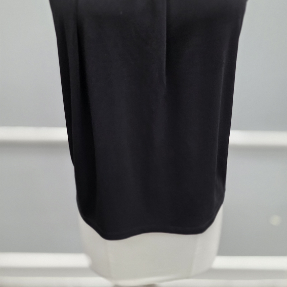Banana Republic Black Sleeveless Blouse - Picture 3 of 8